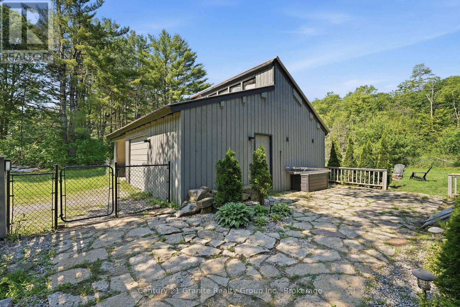 1012 SHETLAND ROAD - Image 34