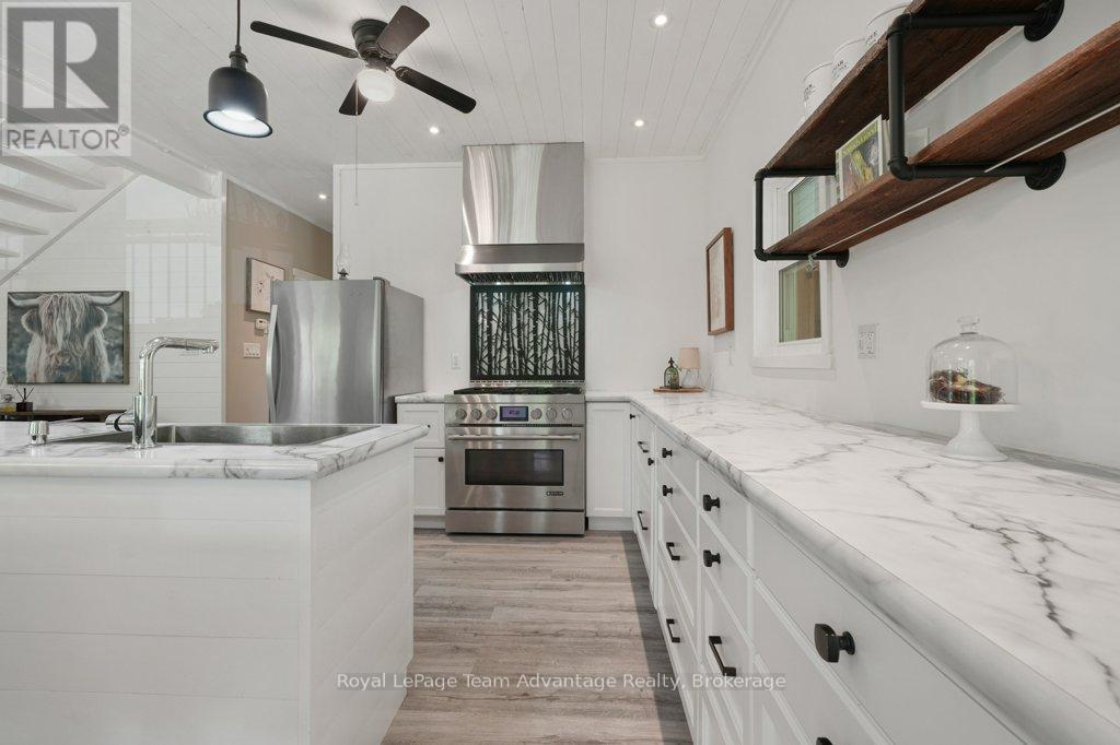 558 518 HIGHWAY - Image 12