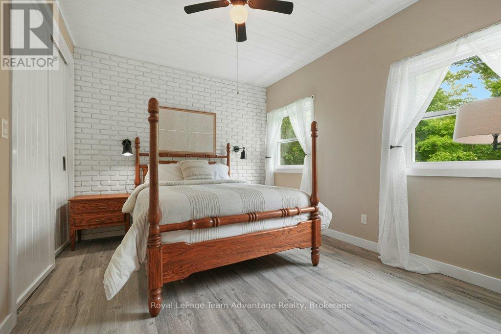 558 518 HIGHWAY - Image 20