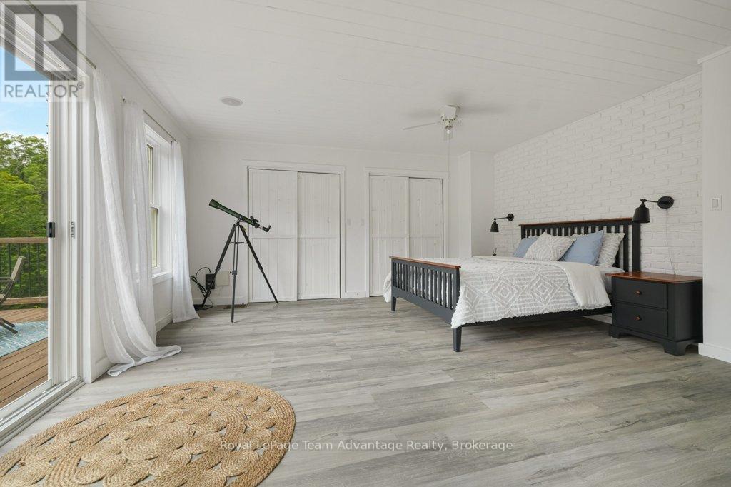 558 518 HIGHWAY - Image 28
