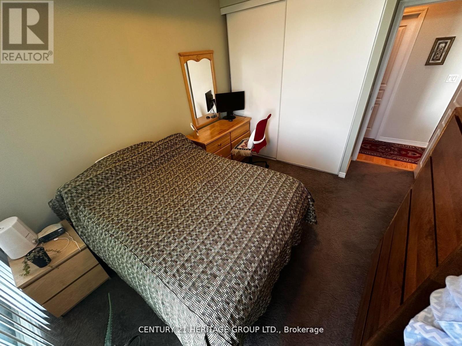 #2206 509 BEECROFT ROAD - 22