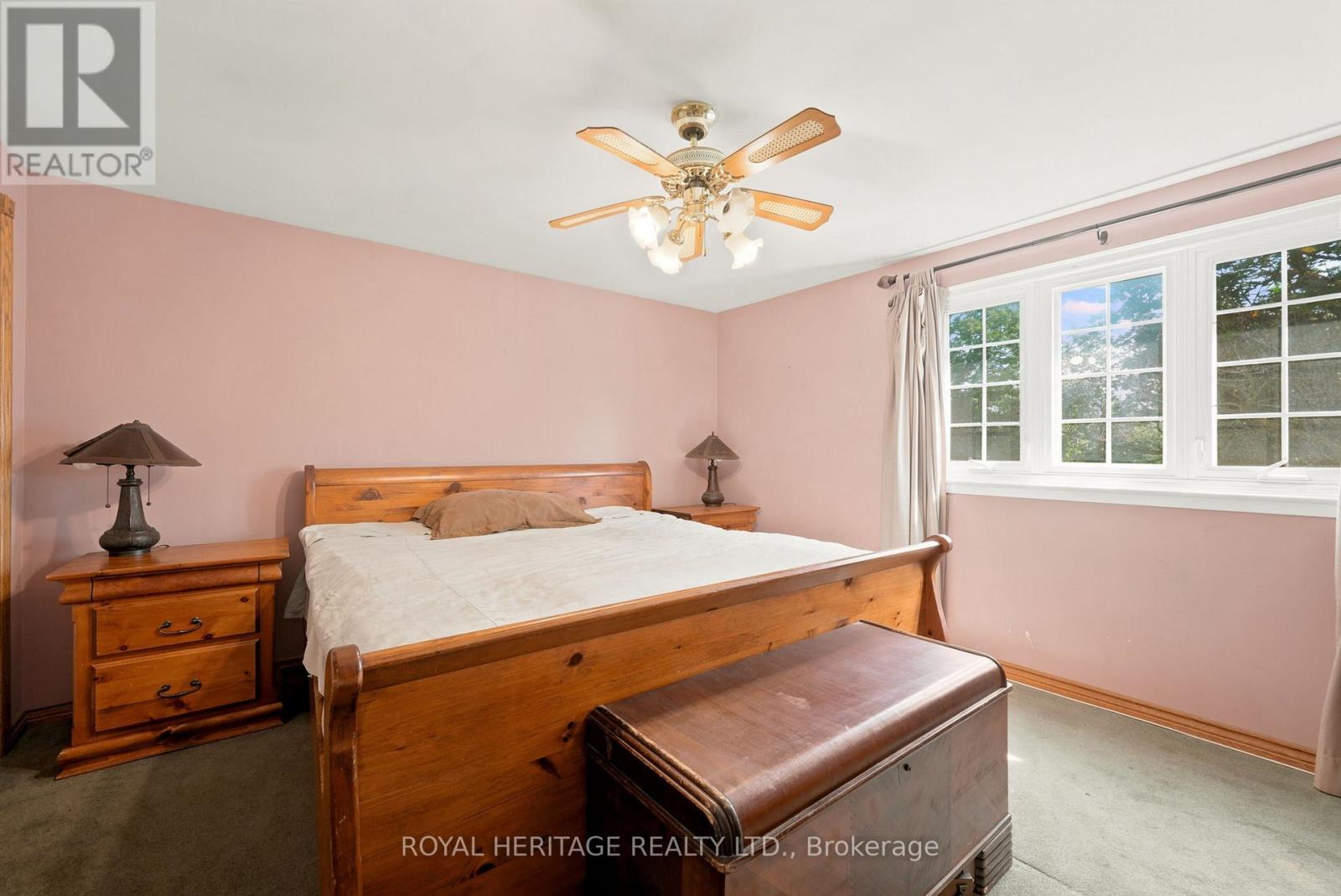 2 BELTON COURT - 18
