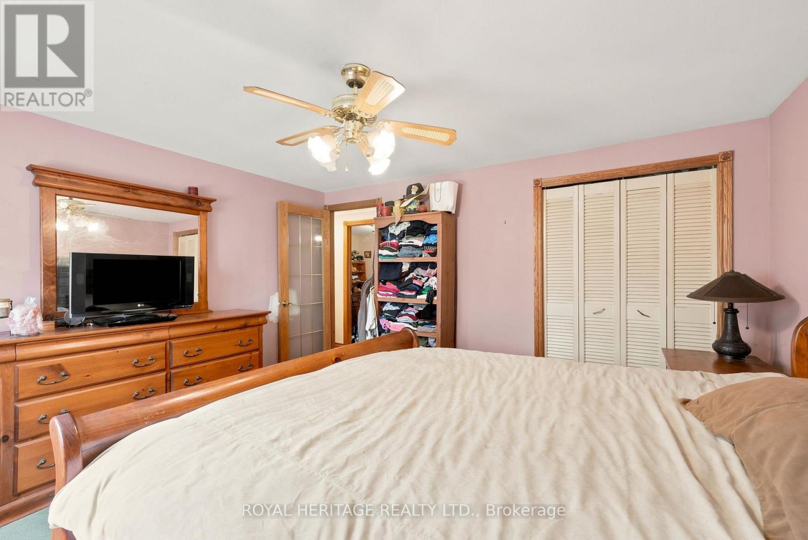 2 BELTON COURT - 20