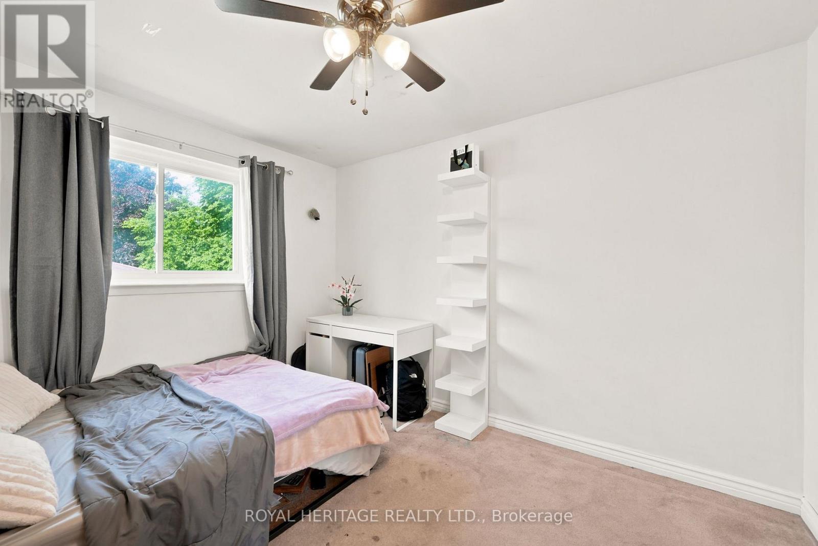2 BELTON COURT - 21
