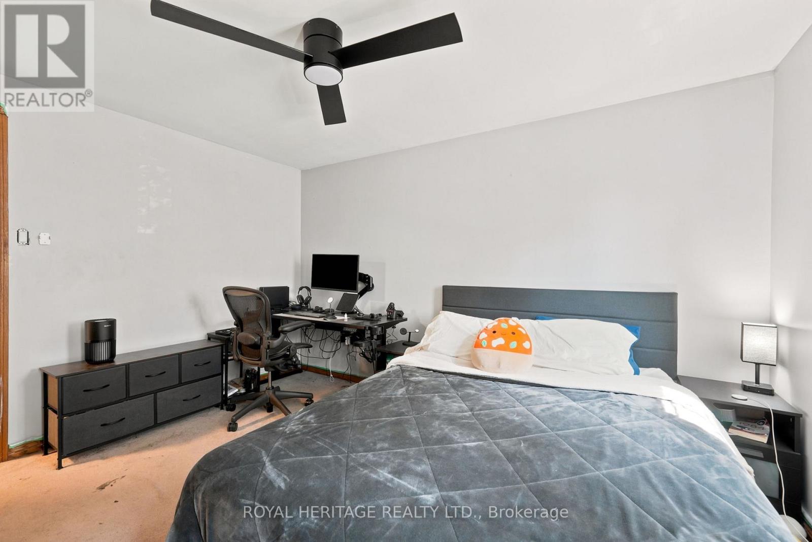 2 BELTON COURT - 26
