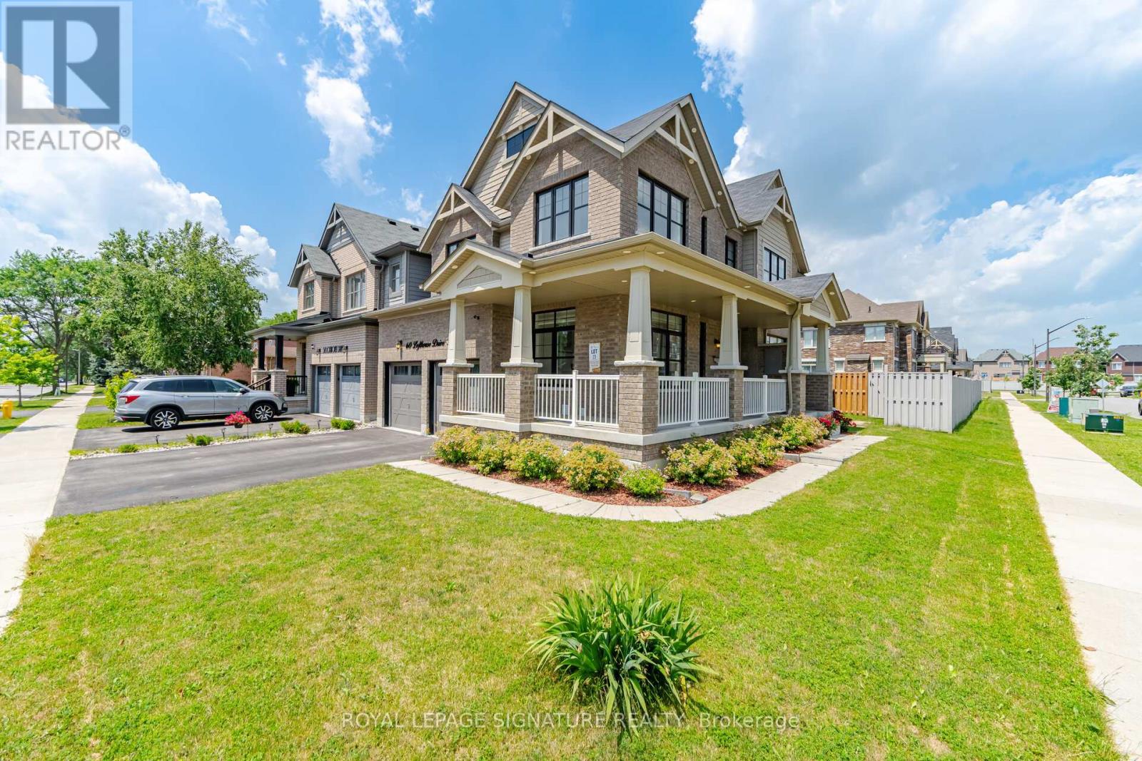 60 LOFTHOUSE DRIVE - 3