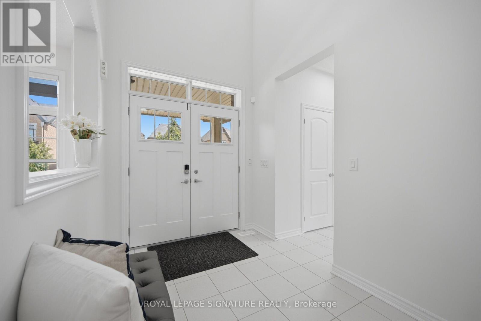 60 LOFTHOUSE DRIVE - 4