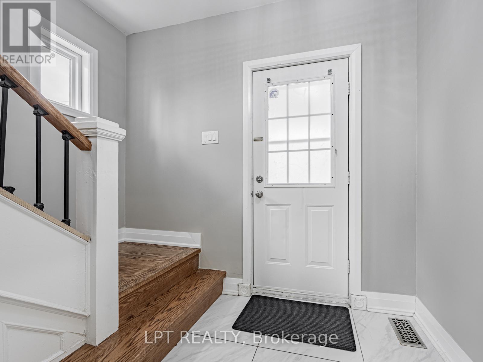 201 RITSON ROAD S - 15