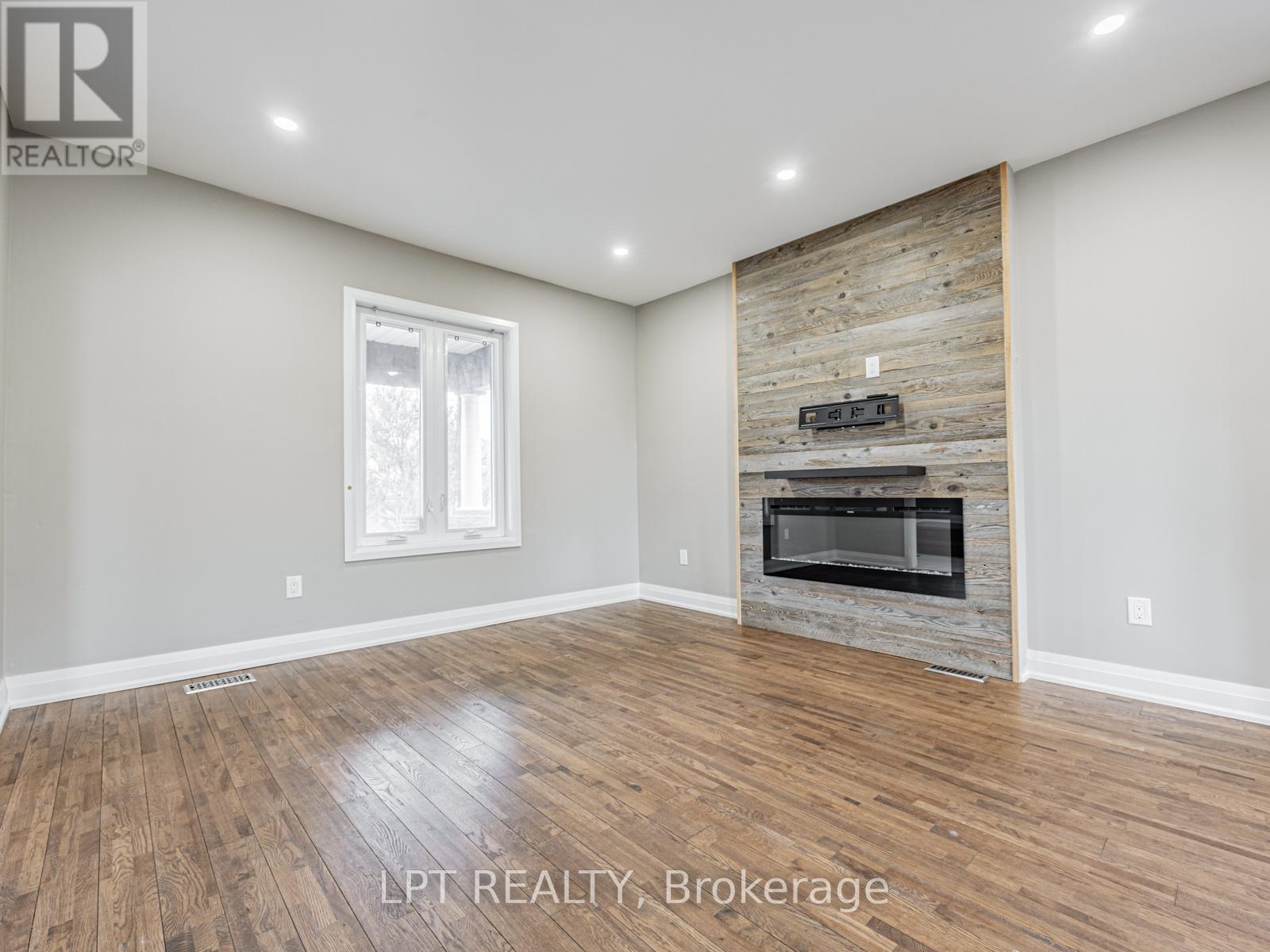 201 RITSON ROAD S - 20