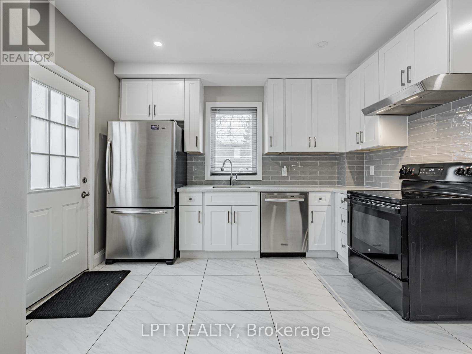 201 RITSON ROAD S - 28