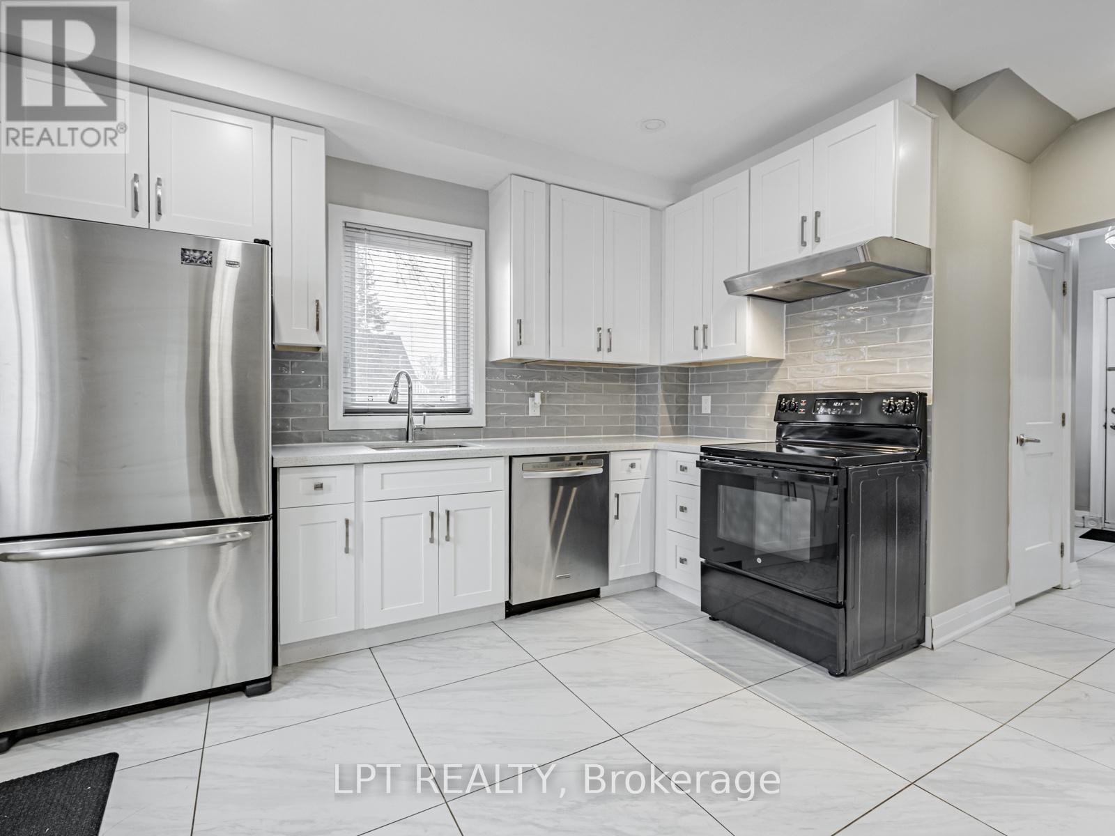 201 RITSON ROAD S - 29