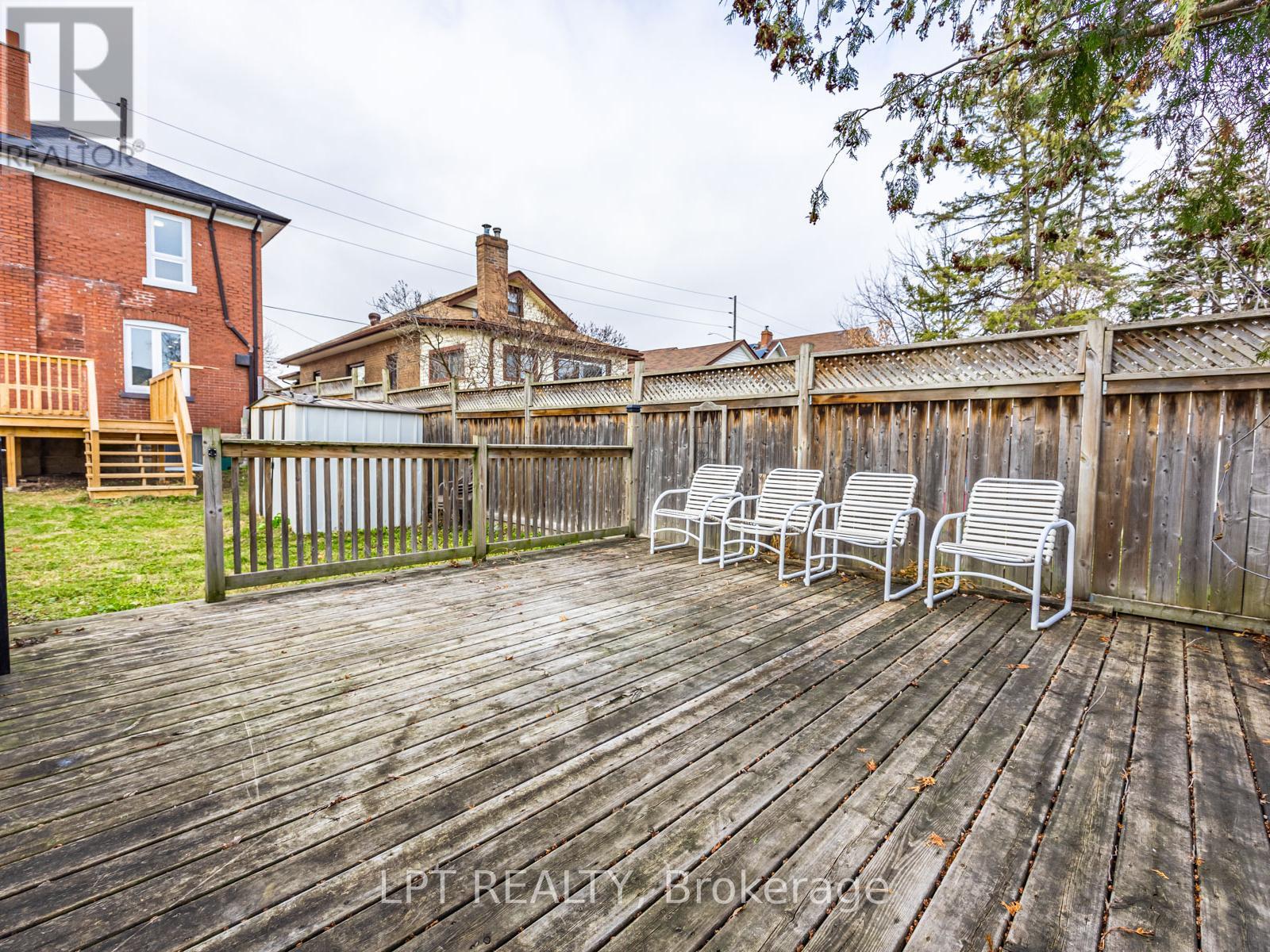 201 RITSON ROAD S - 3