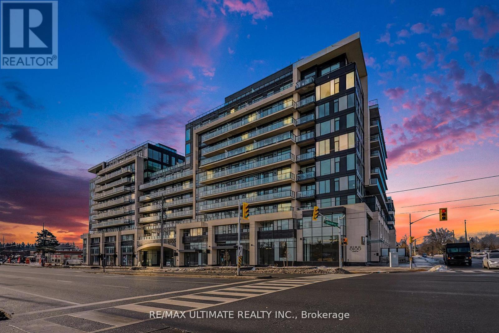 Listing photo of 727 - 8188 YONGE STREET