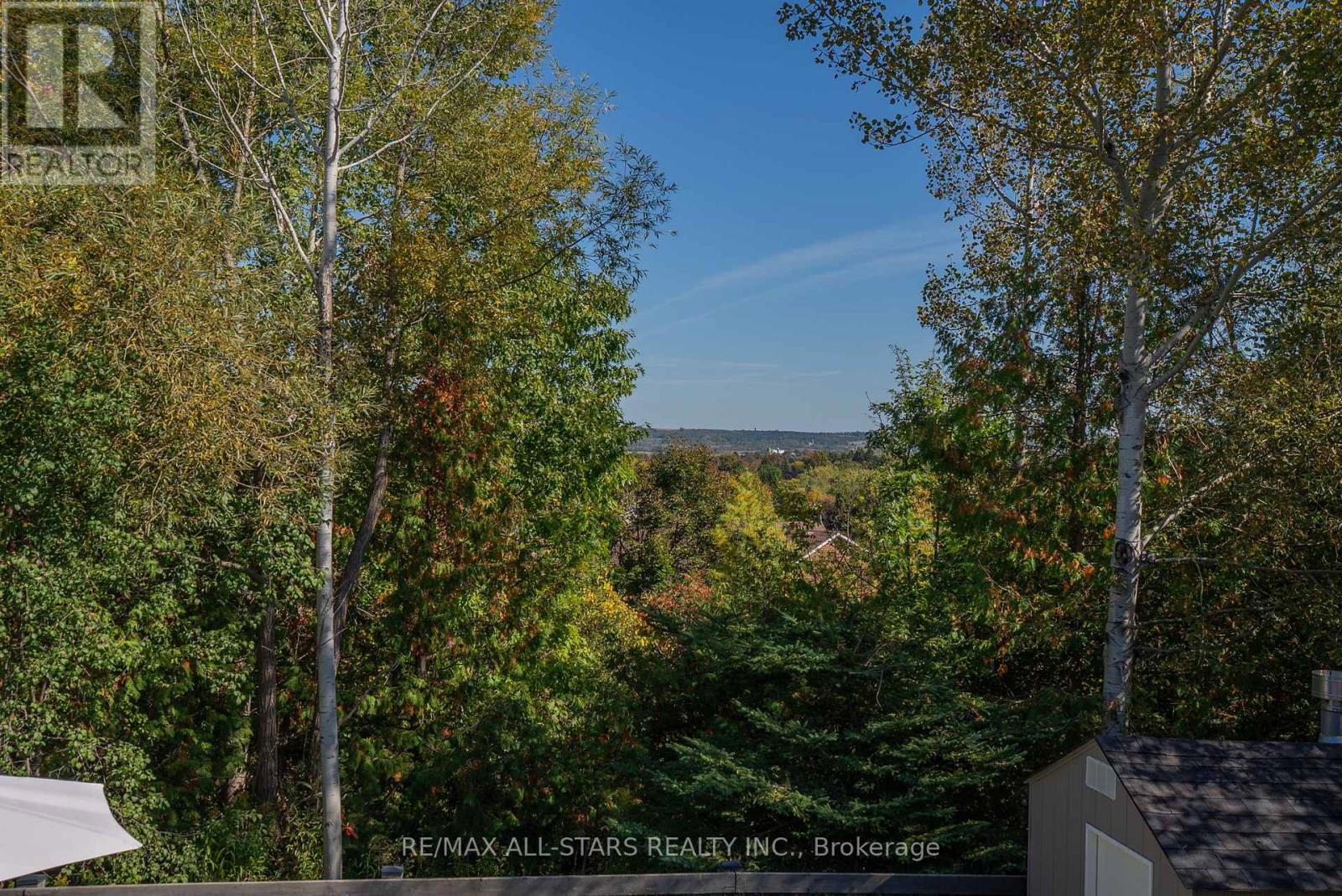 38 GALLOWAY CRESCENT - 48