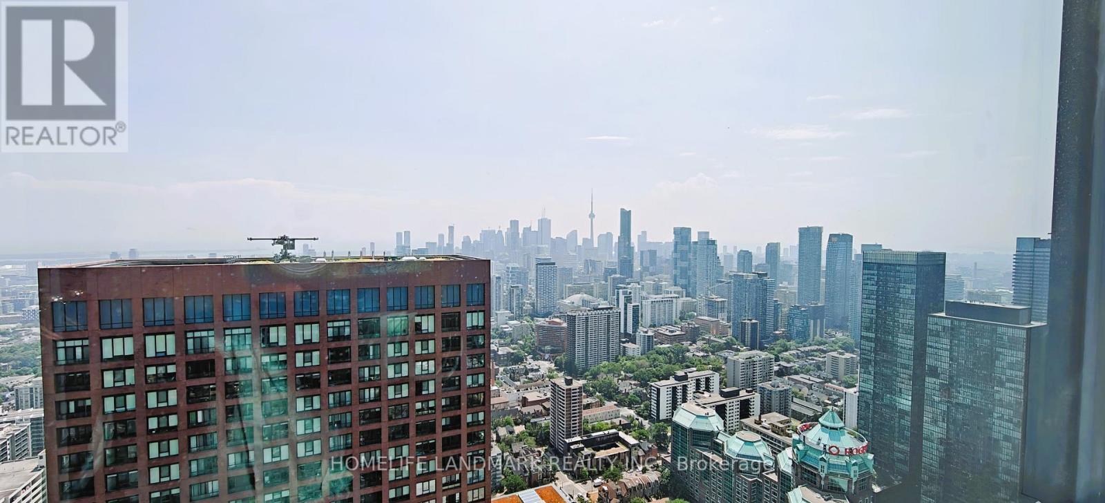 #5501 395 BLOOR STREET S - 16