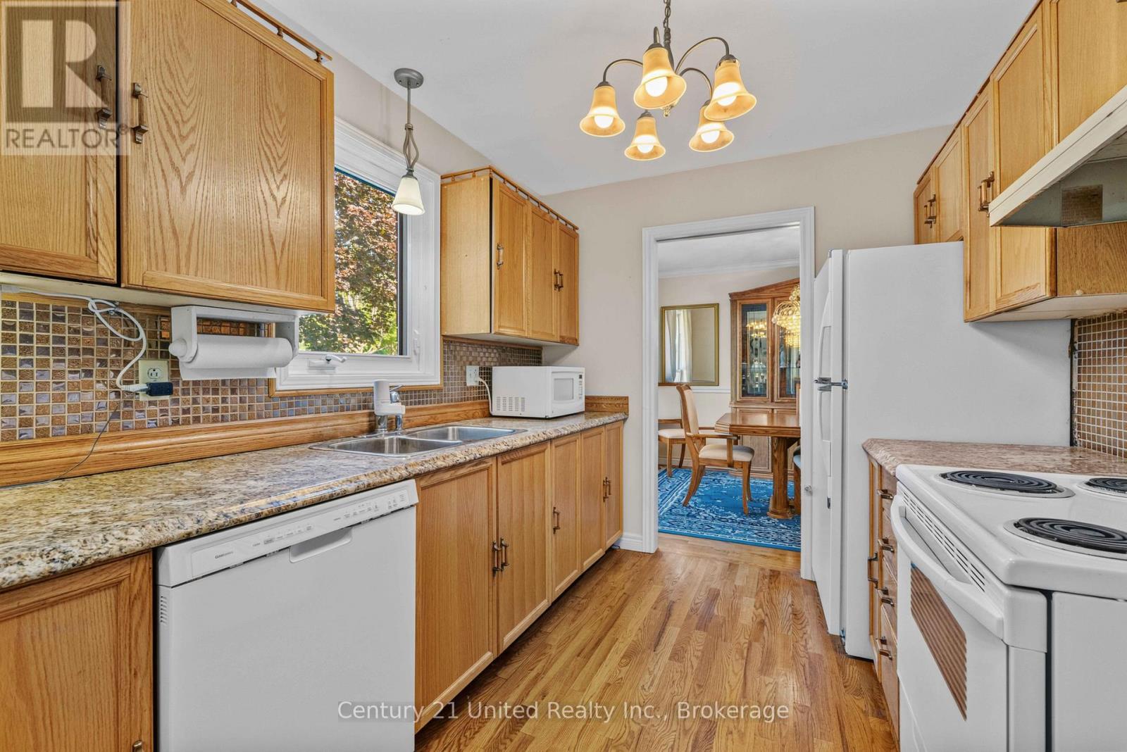 2317 WOODGLADE BOULEVARD - 20