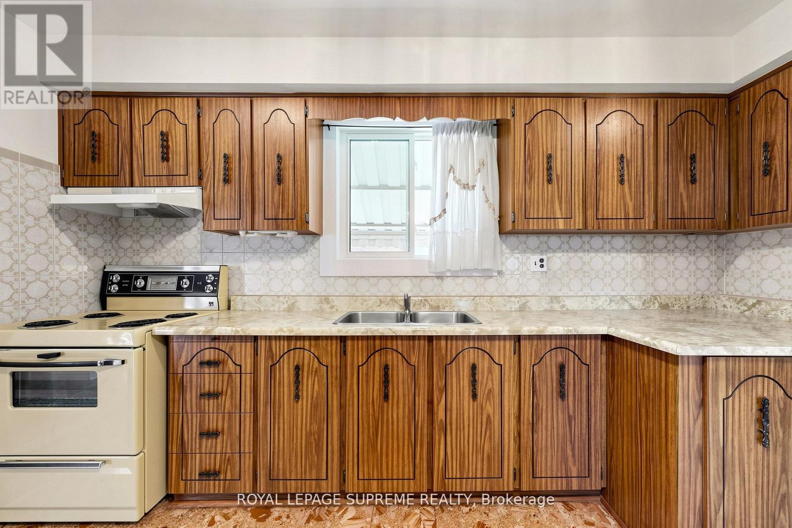 243 EPSOM DOWNS DRIVE - 15
