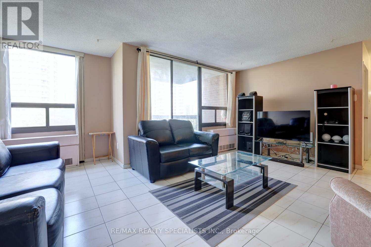 #704 20 MISSISSAUGA VALLEY BOULEVARD - 11