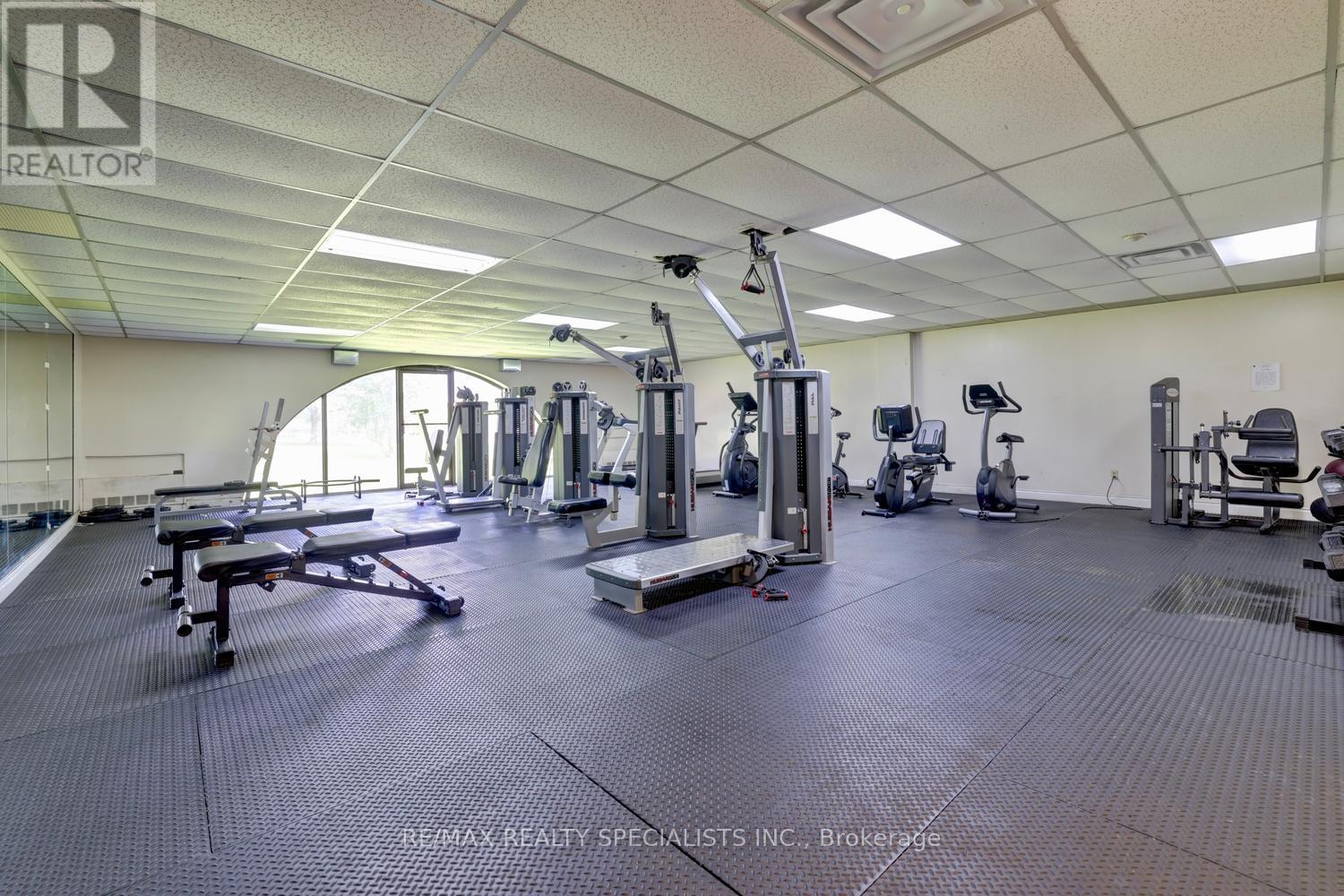 #704 20 MISSISSAUGA VALLEY BOULEVARD - 29