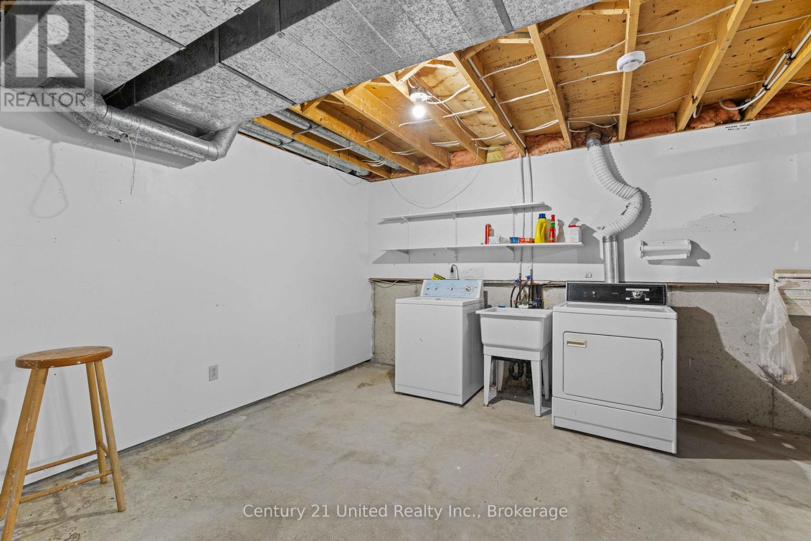 2317 WOODGLADE BOULEVARD - 40