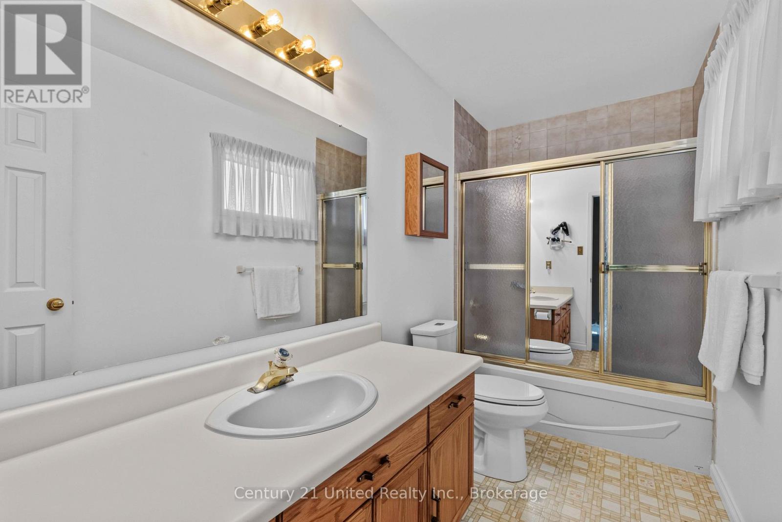 2317 WOODGLADE BOULEVARD - 28