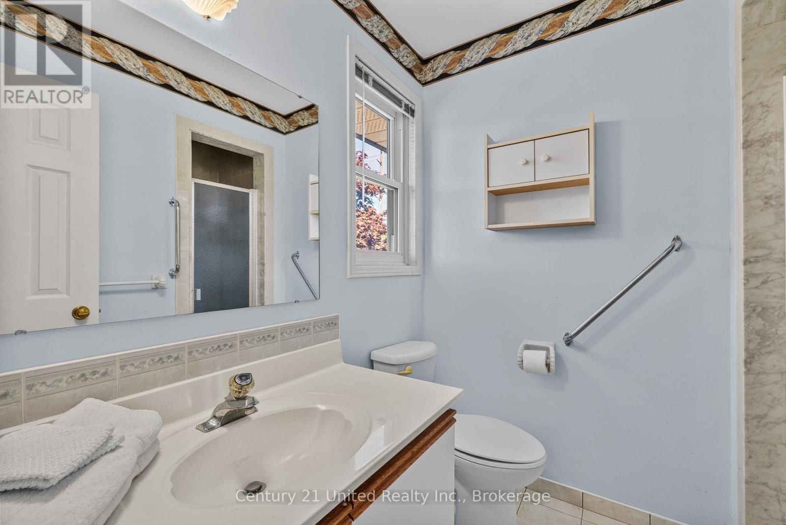 2317 WOODGLADE BOULEVARD - 31