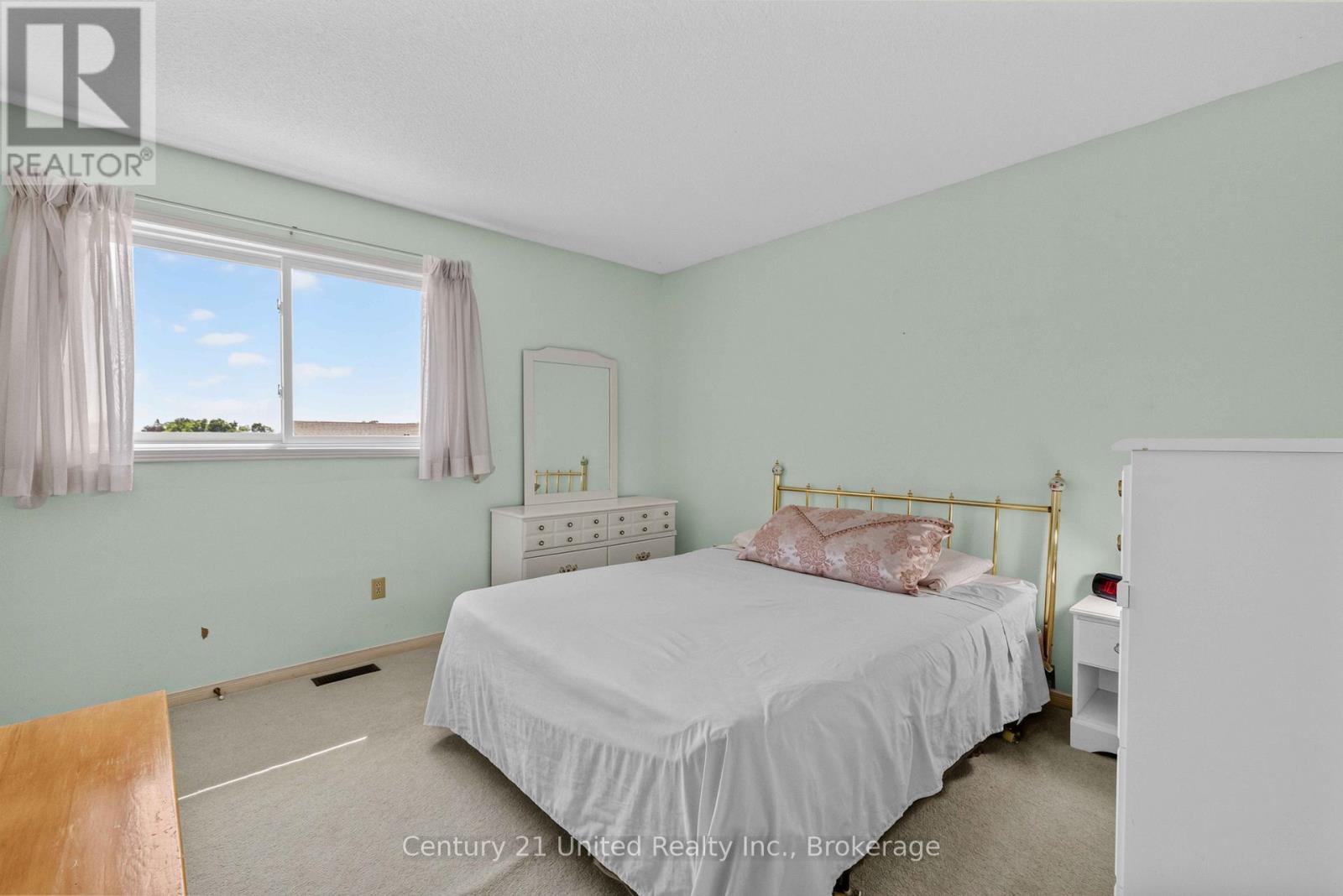 2317 WOODGLADE BOULEVARD - 30