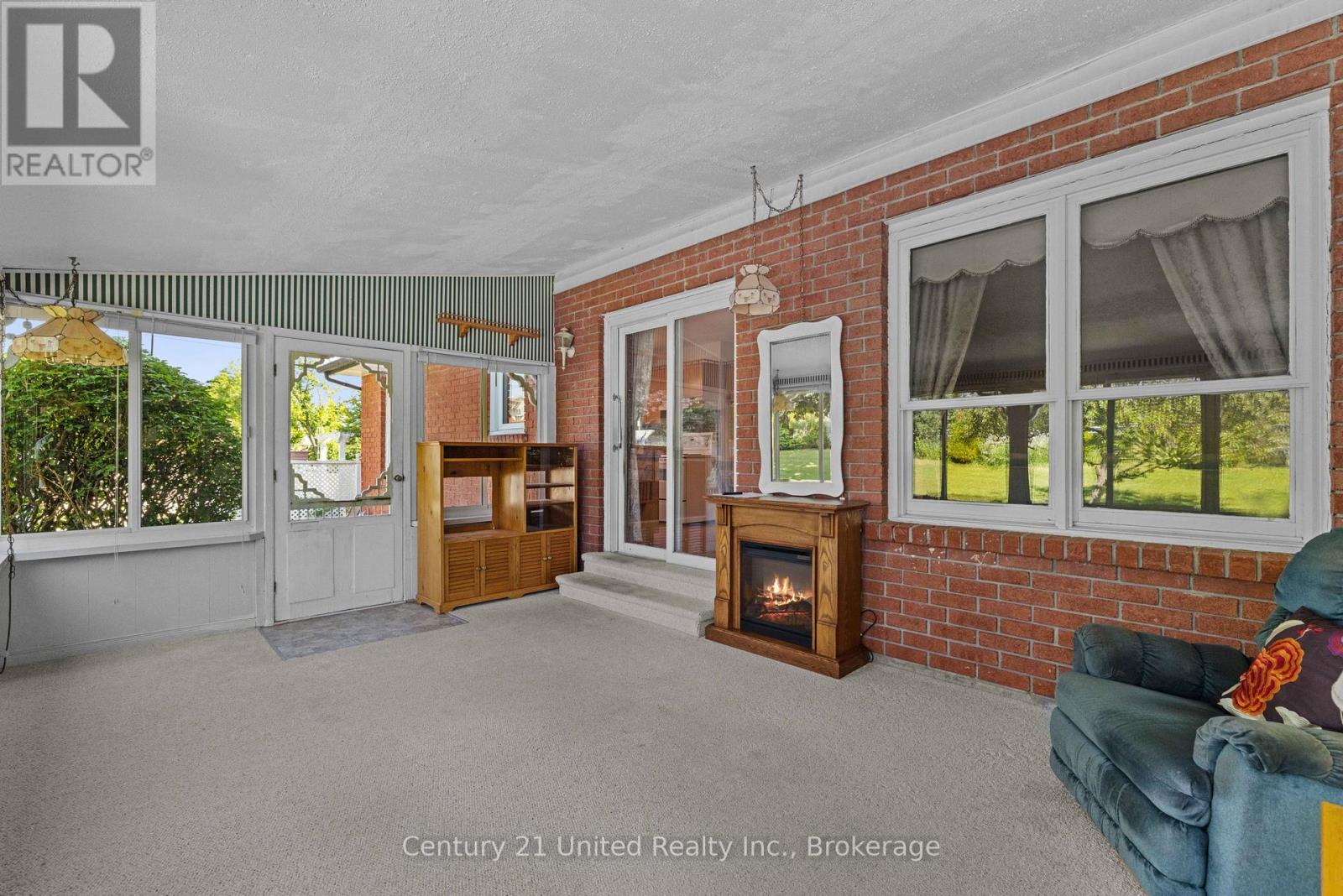 2317 WOODGLADE BOULEVARD - 26