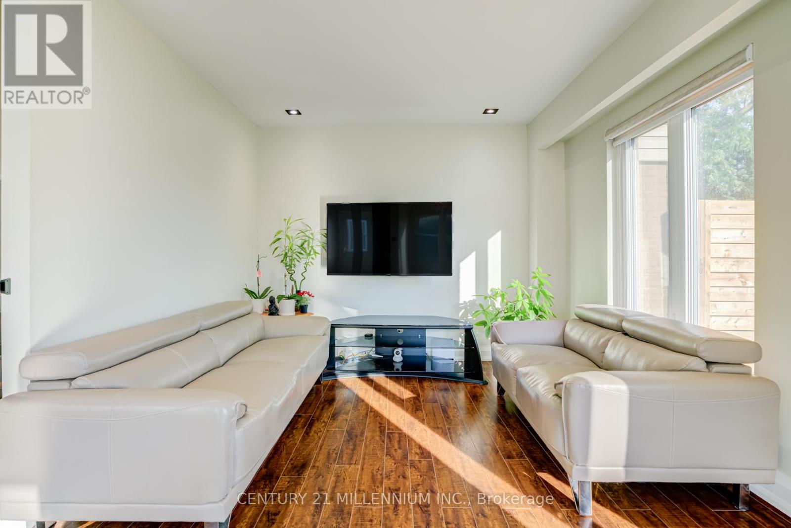 75 GOLDCREST ROAD - 8