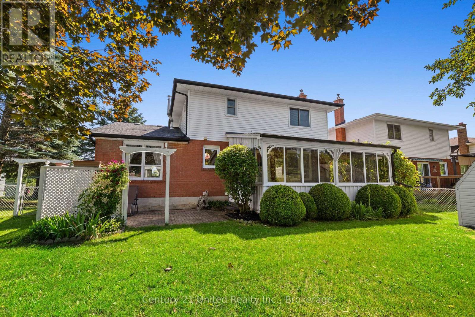 2317 WOODGLADE BOULEVARD - 4