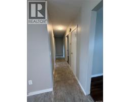 3pc Bathroom - 142 2nd Street E, Glaslyn, SK S0M0Y0 Photo 10