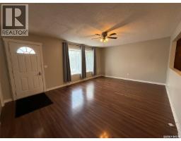 Bedroom - 142 2nd Street E, Glaslyn, SK S0M0Y0 Photo 8