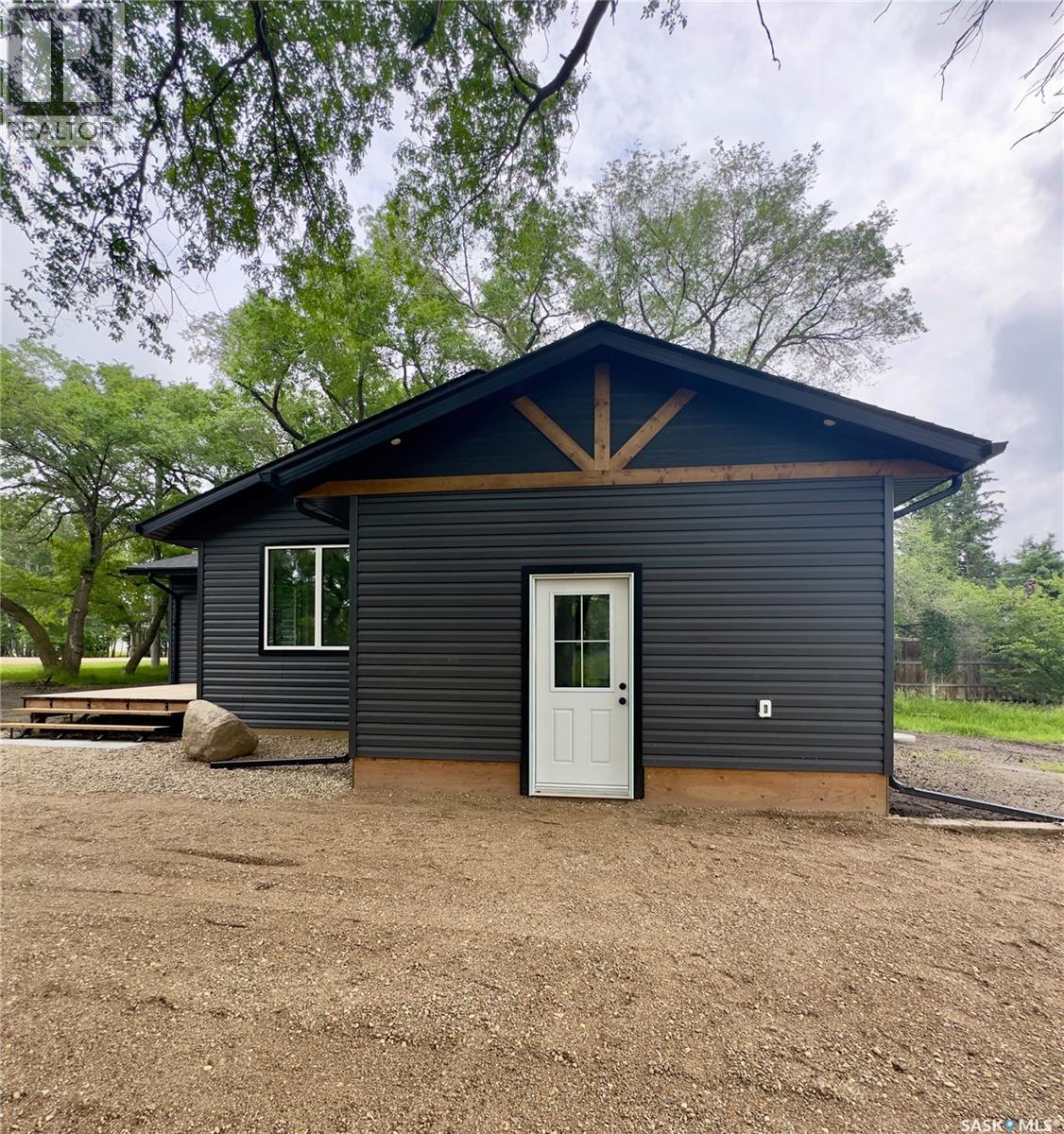 324 Penner STREET - 27