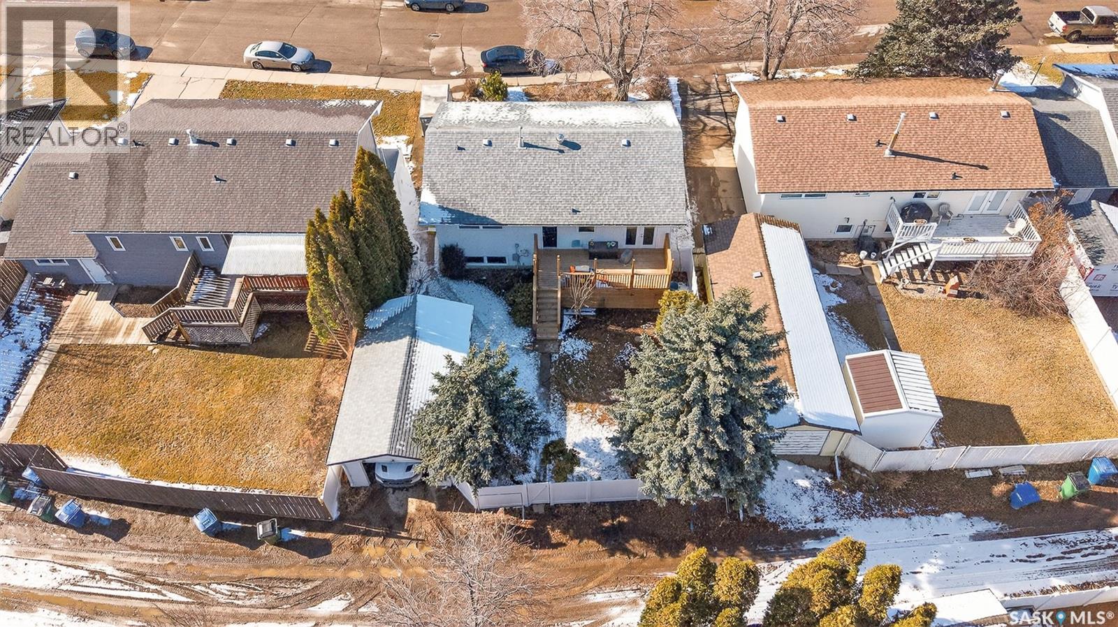 1321 Prince CRESCENT - 3