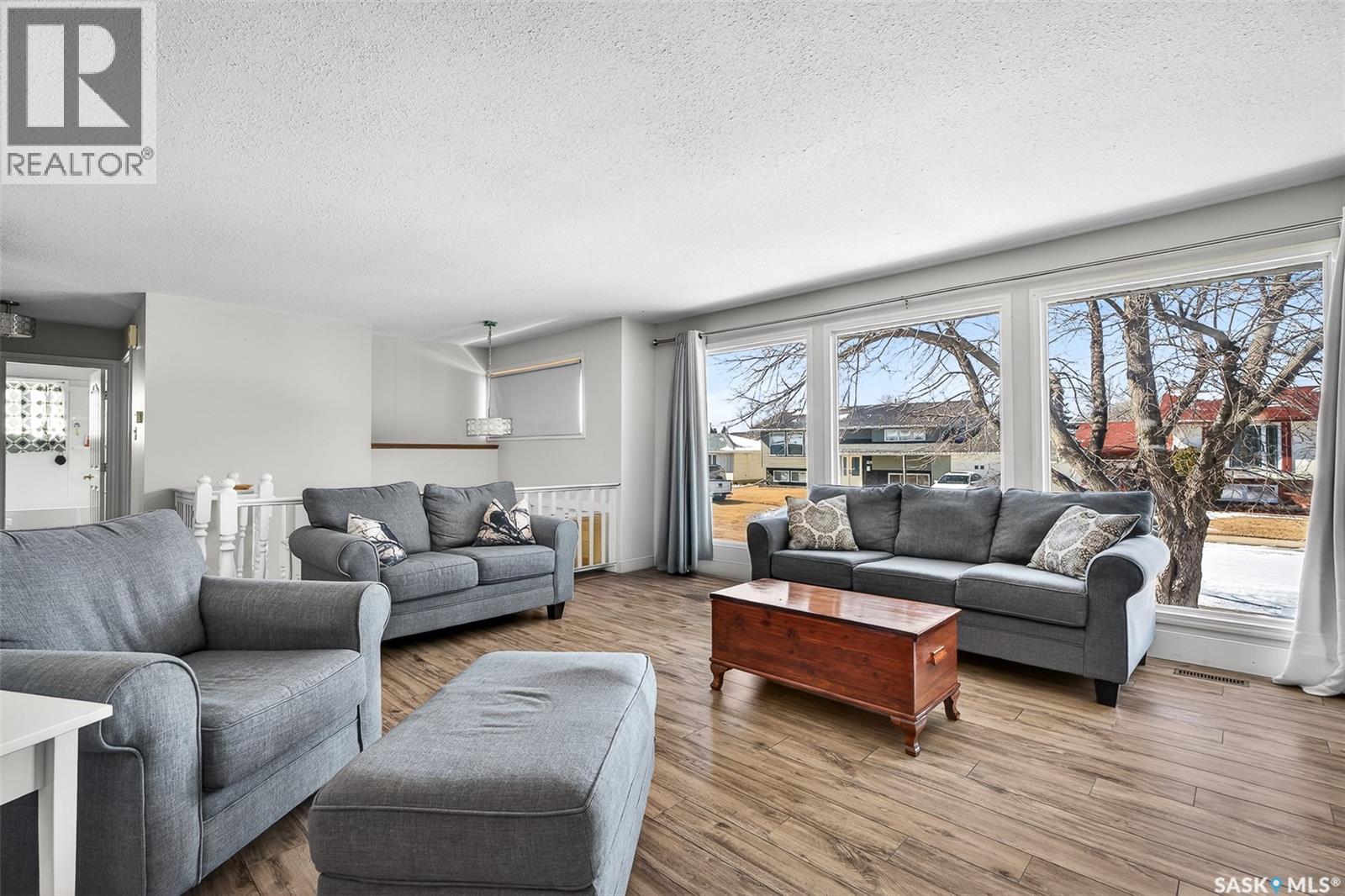 1321 Prince CRESCENT - 8