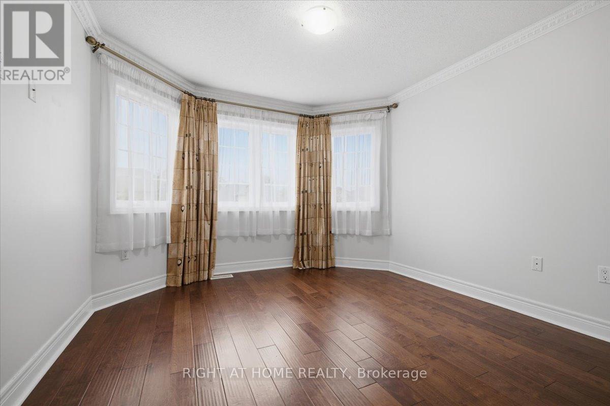 15 WILLOWBANKS TERRACE - 26