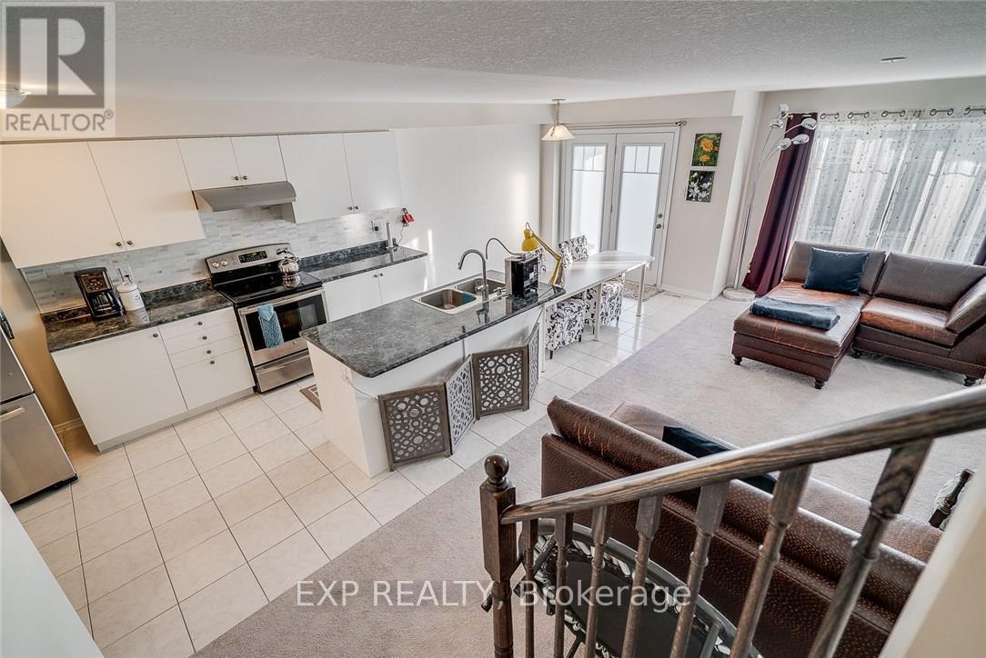 8482 HICKORY LANE - 4