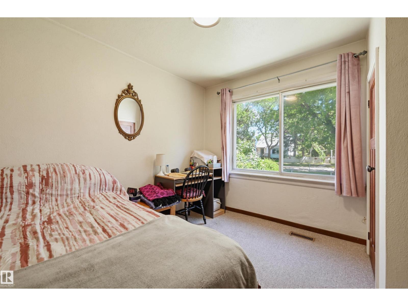 11414 88 ST NW NW - 14