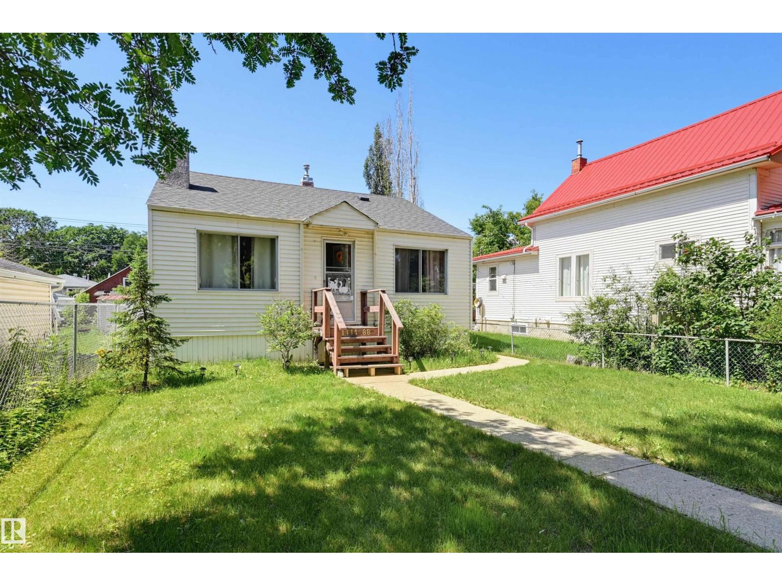 11414 88 ST NW NW - 2