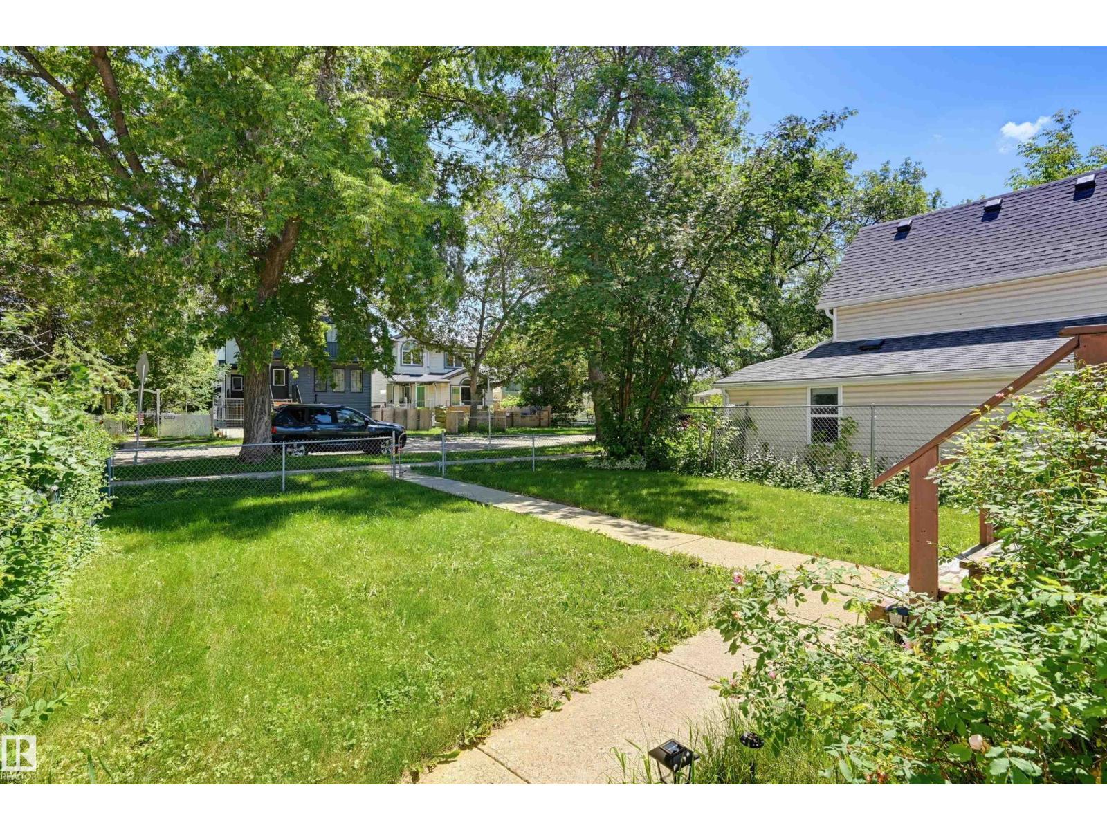 11414 88 ST NW NW - 21
