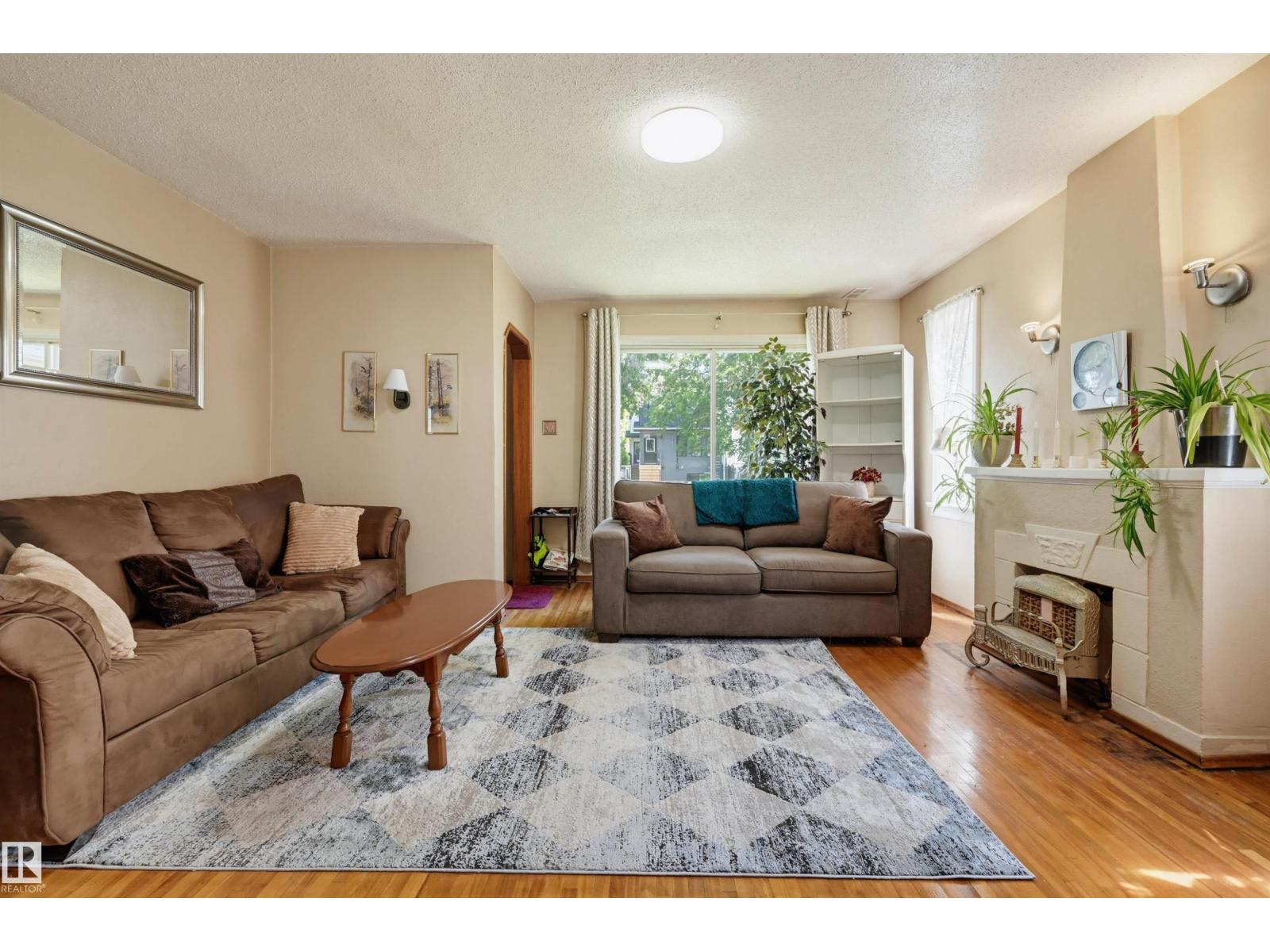 11414 88 ST NW NW - 5