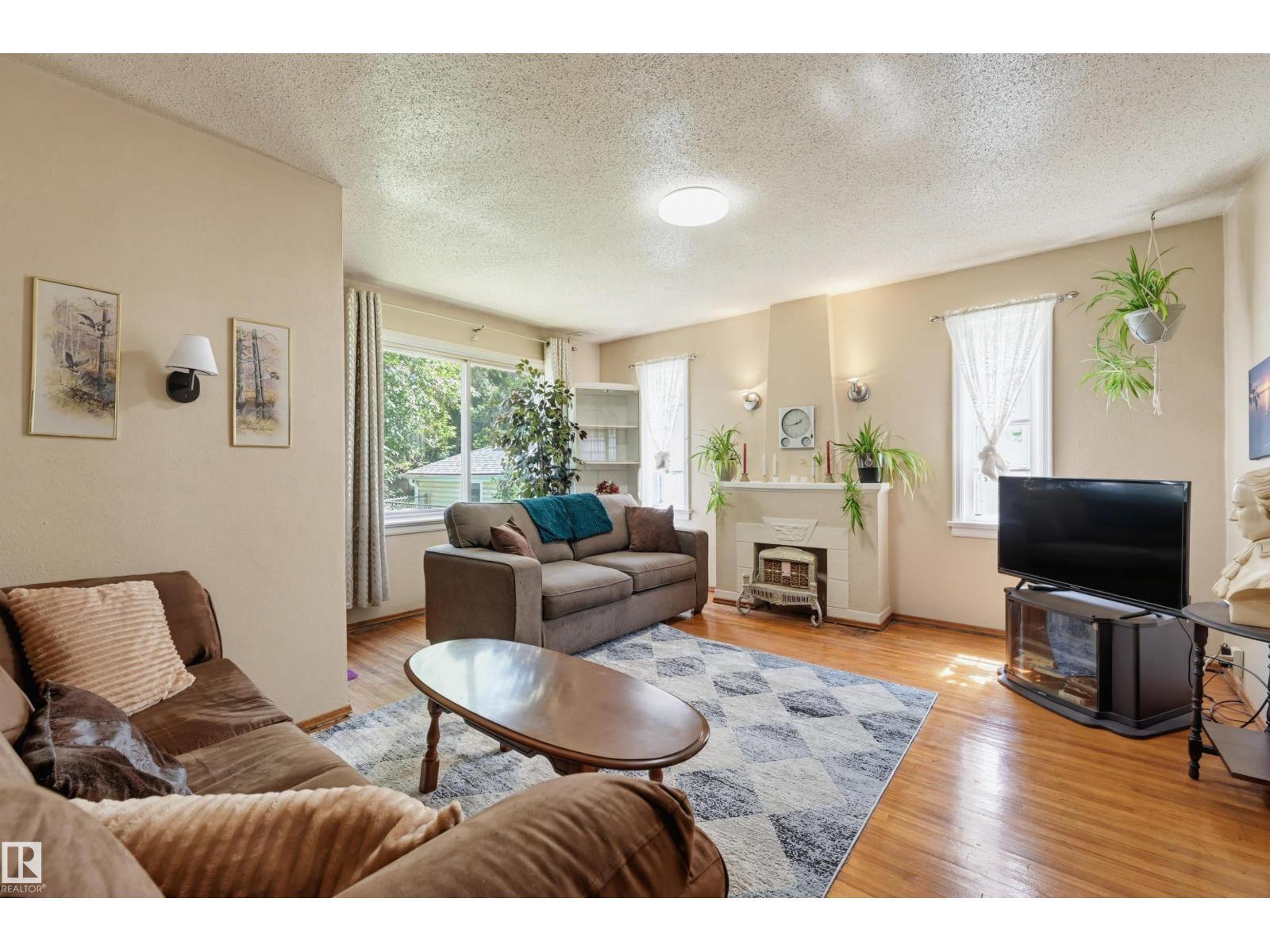 11414 88 ST NW NW - 6