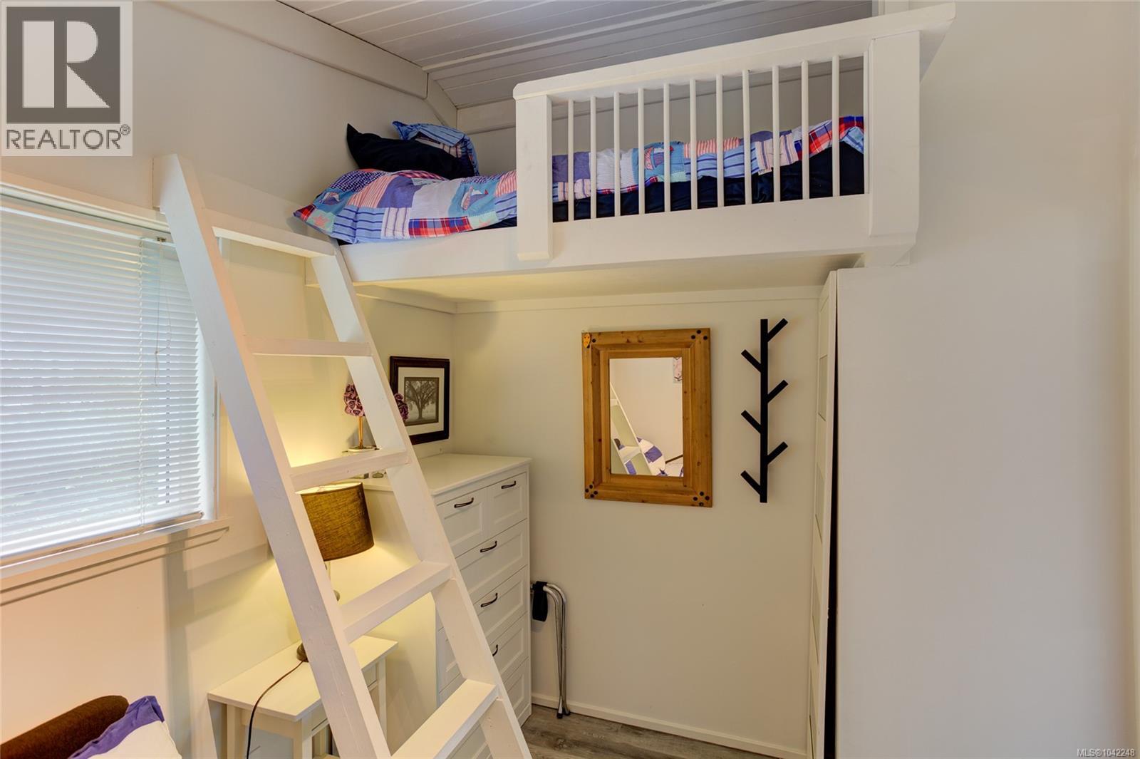 #6 8631 South Shore Rd - 15