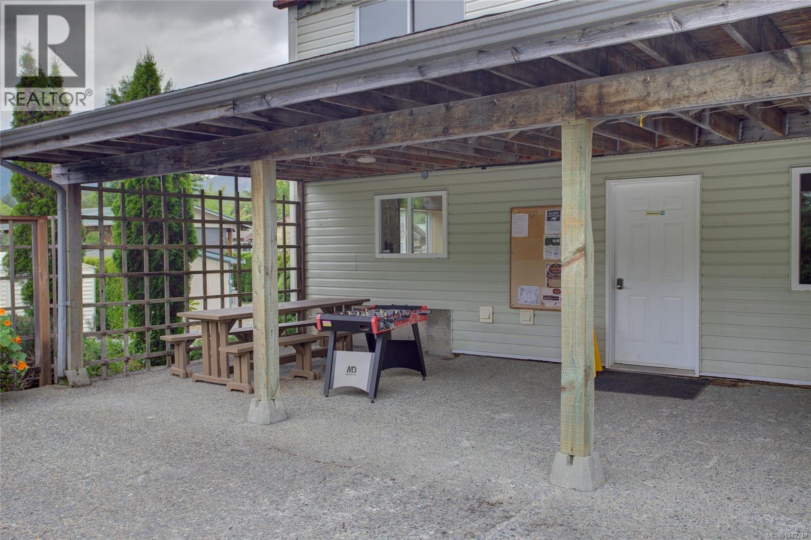 #6 8631 South Shore Rd - Image 49
