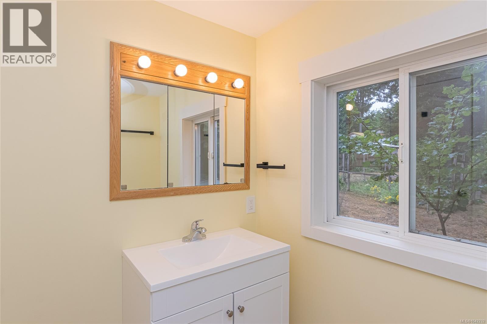 5934 Highland Ave - 16