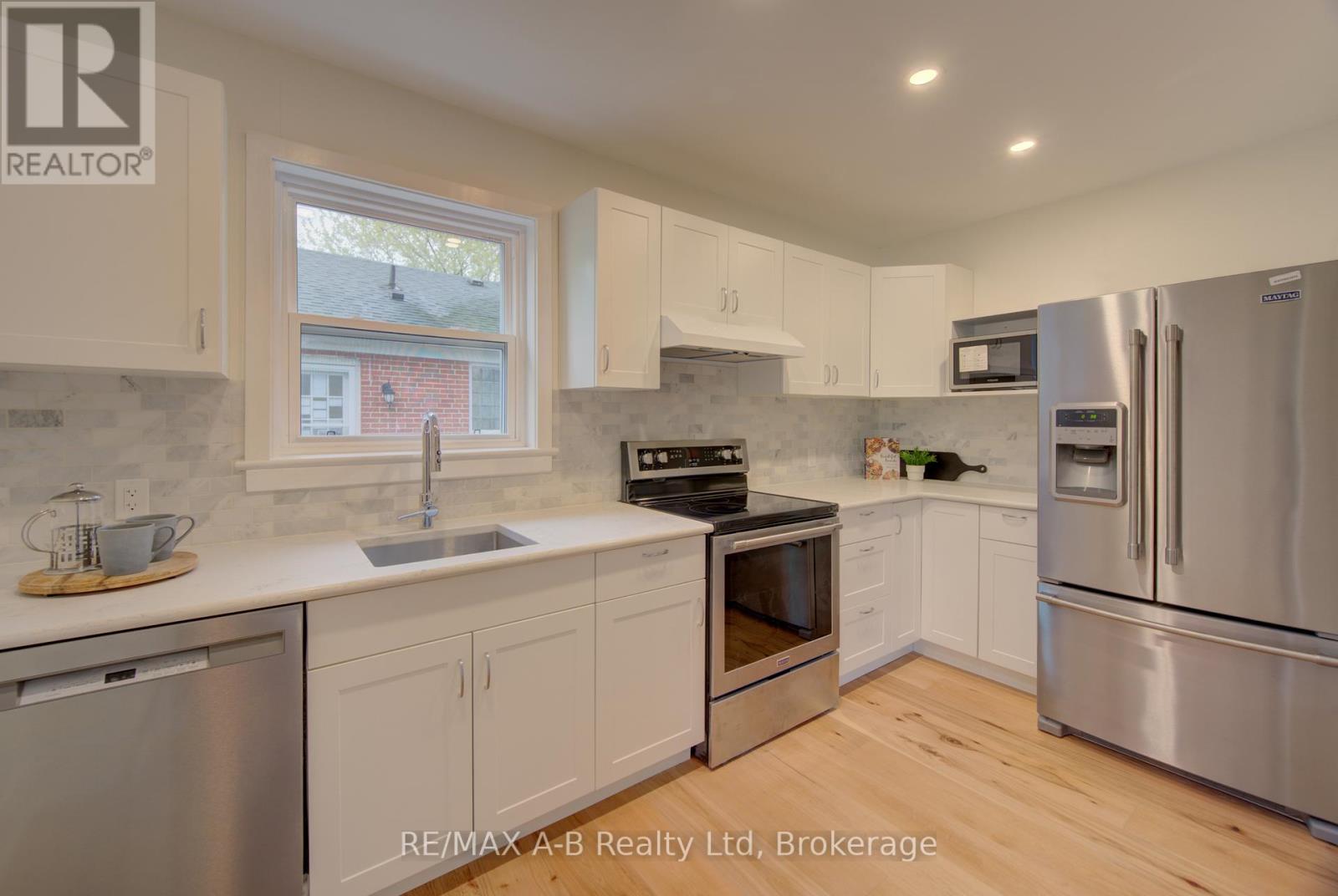 34 SOMERSET STREET - 10