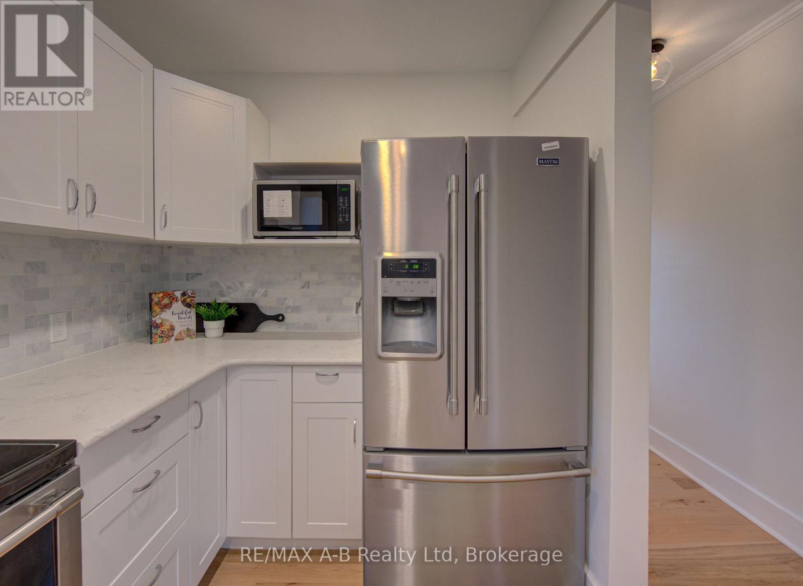 34 SOMERSET STREET - 11