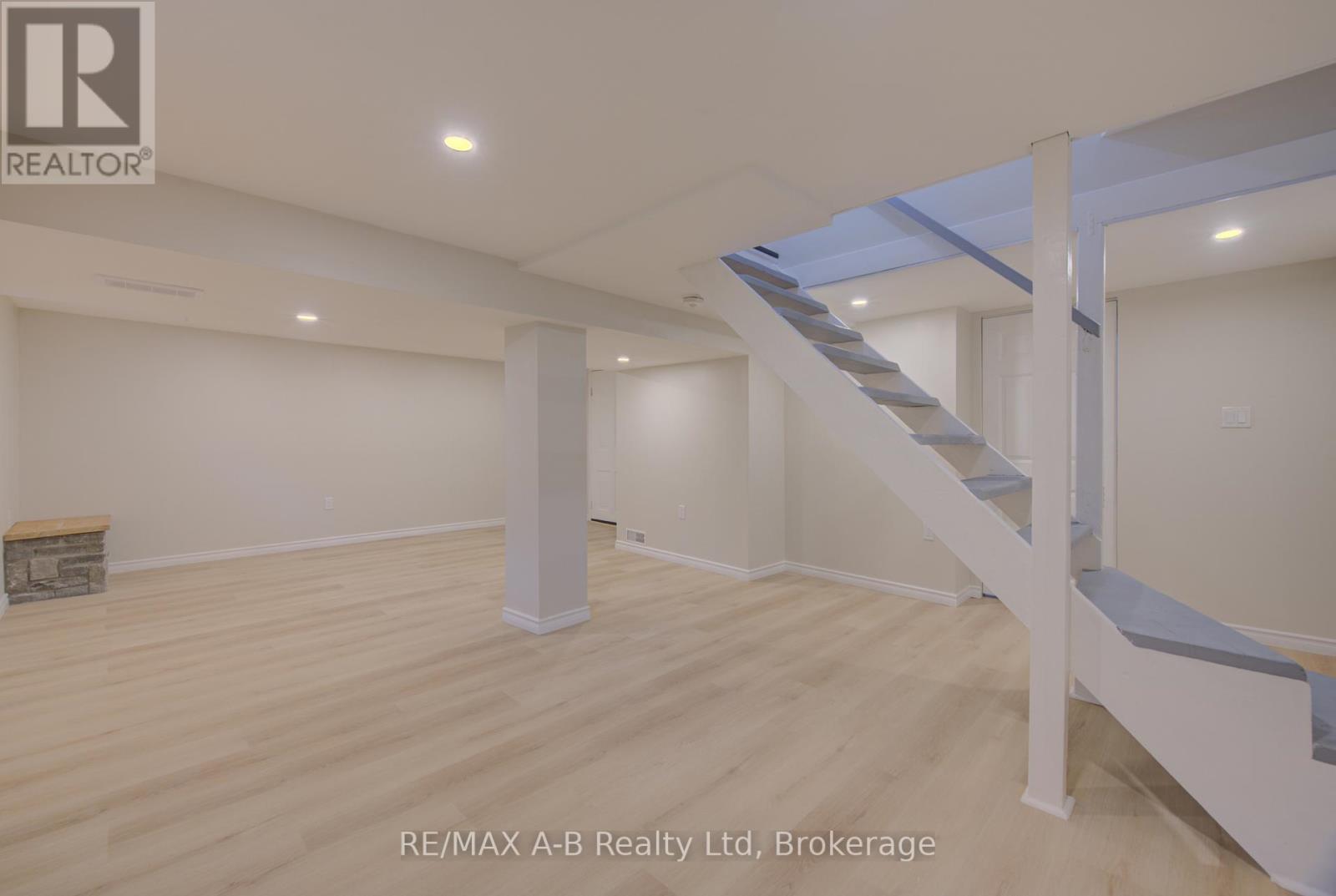34 SOMERSET STREET - 26