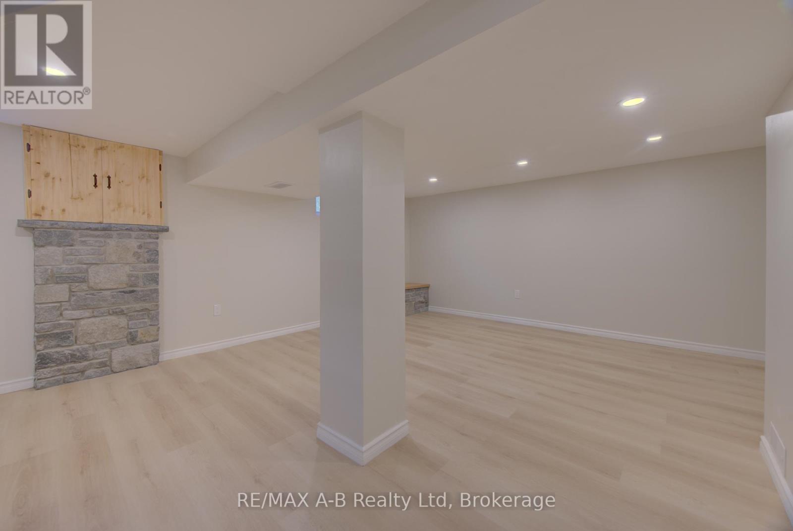 34 SOMERSET STREET - 27