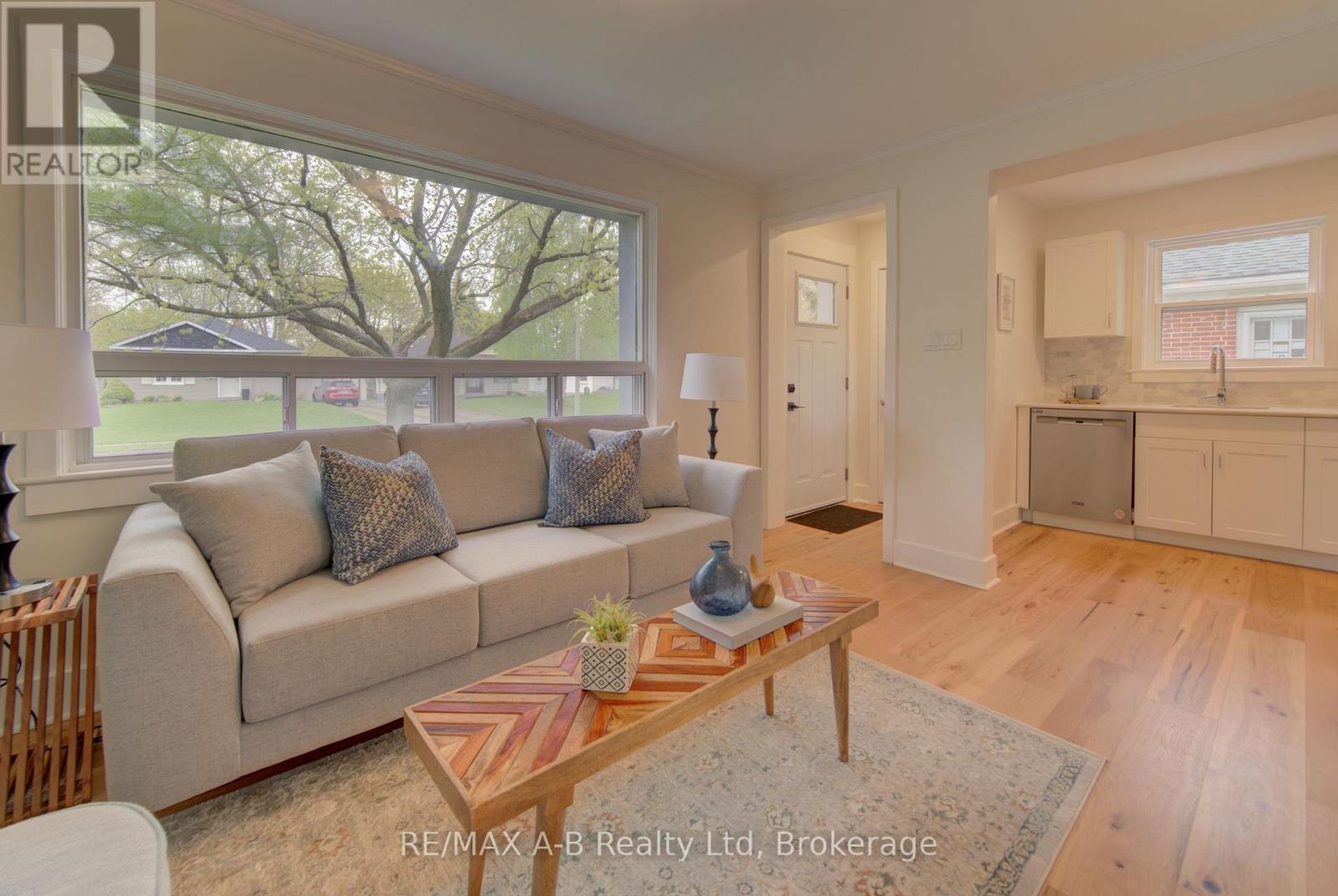 34 SOMERSET STREET - 8